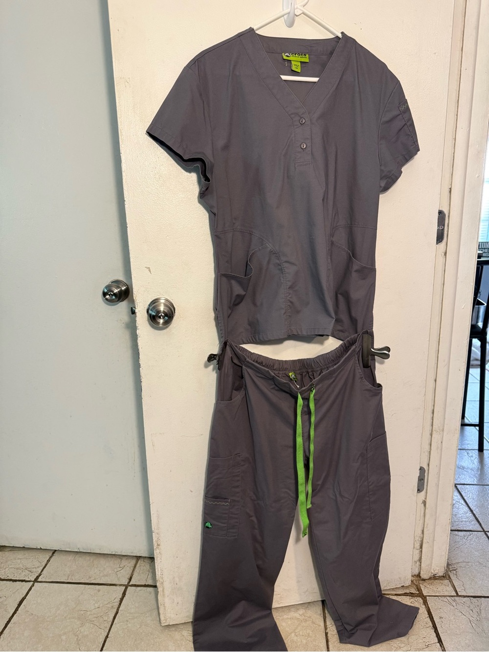 CROCS Gray Scrub Set with Lime Accent